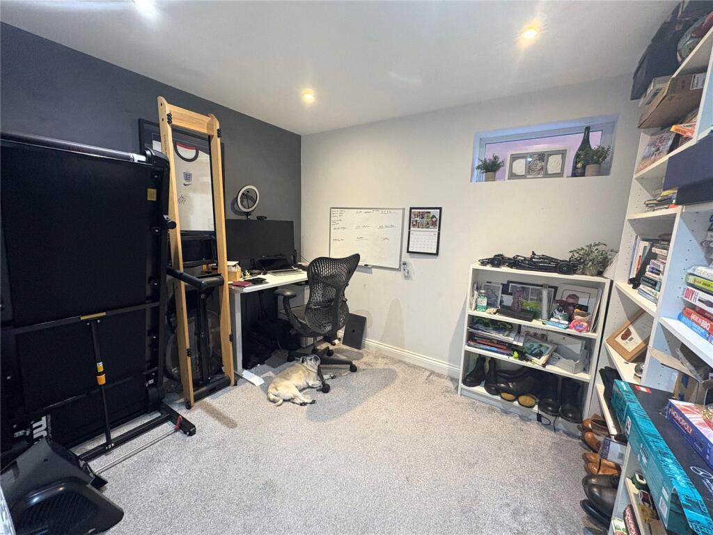 Additional image 5 of Rectory Gardens, Alvechurch, Birmingham, Worcestershire, B48