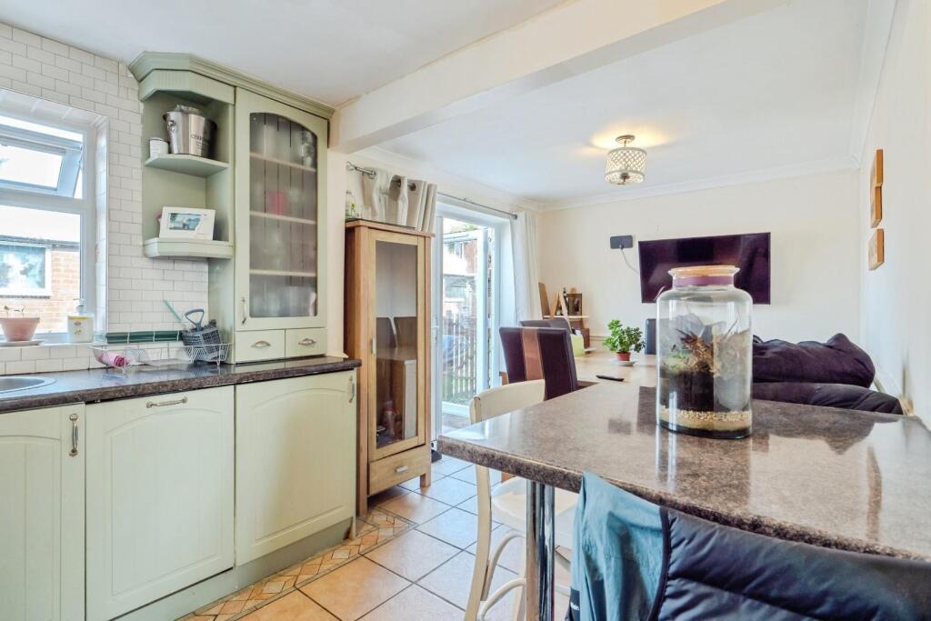 Additional image 7 of Richmond Close, Tamworth, Staffordshire