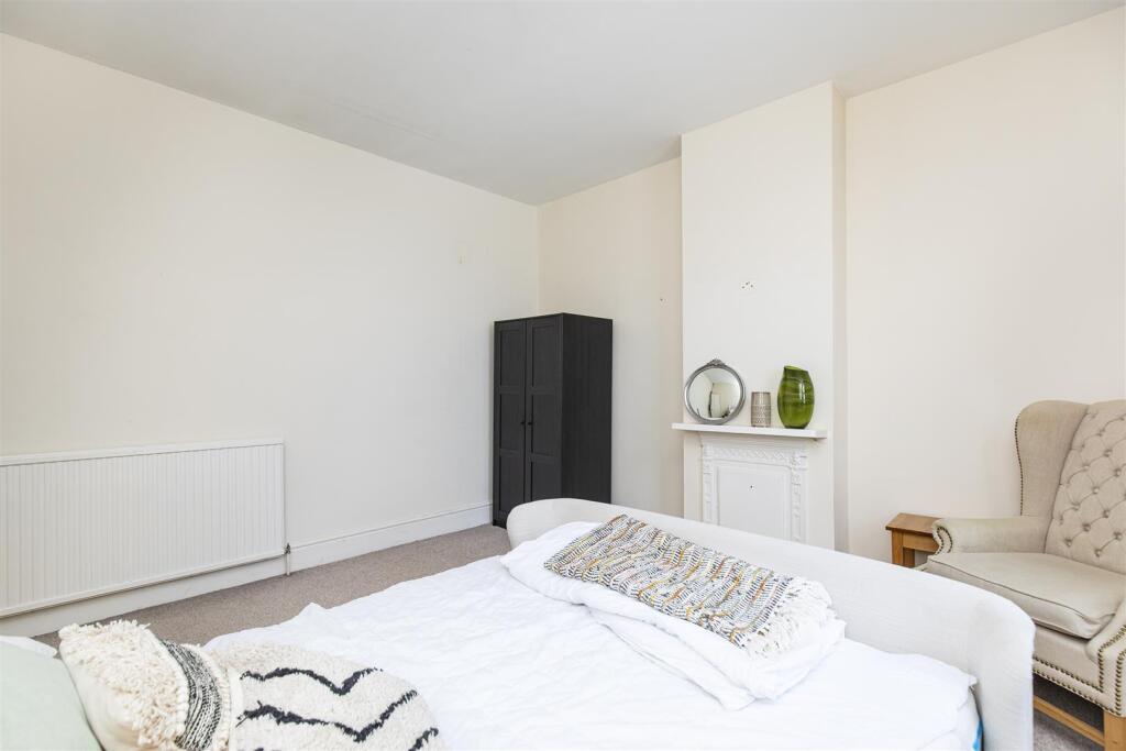 Additional image 22 of Whitcliffe Road, Cleckheaton