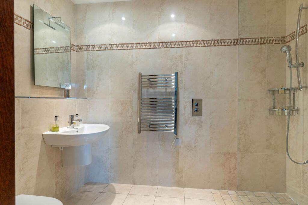 Additional image 24 of Plymouth Drive, Barnt Green, B45