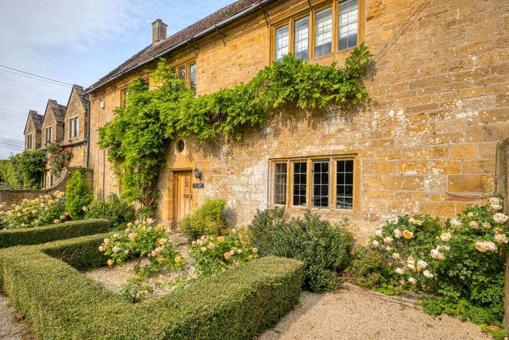 Additional image 42 of 30 Vicarage Street, Tintinhull, Yeovil, Somerset, BA22