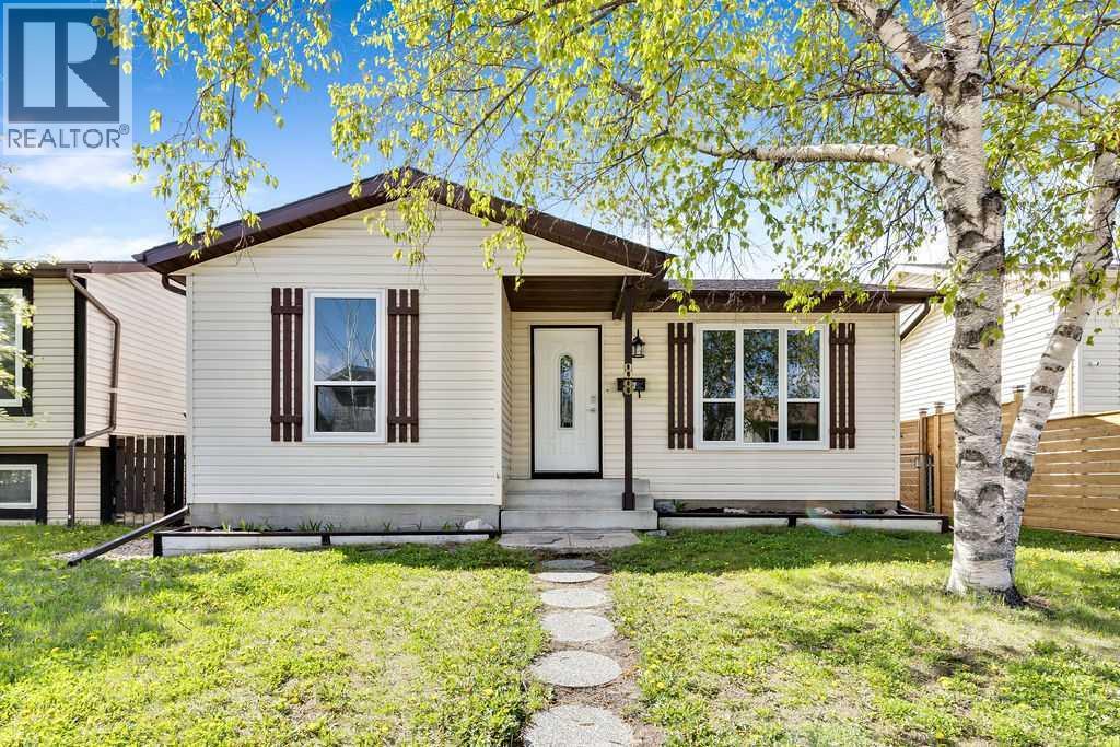 88 Castlebrook Rise NE|Calgary, Alberta T3J1P1