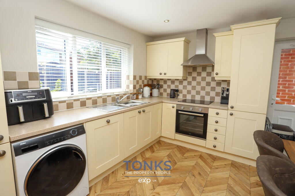 Additional image 6 of The Paddock, Private Drive off Hurst Green Road, Halesowen, B62 9PT