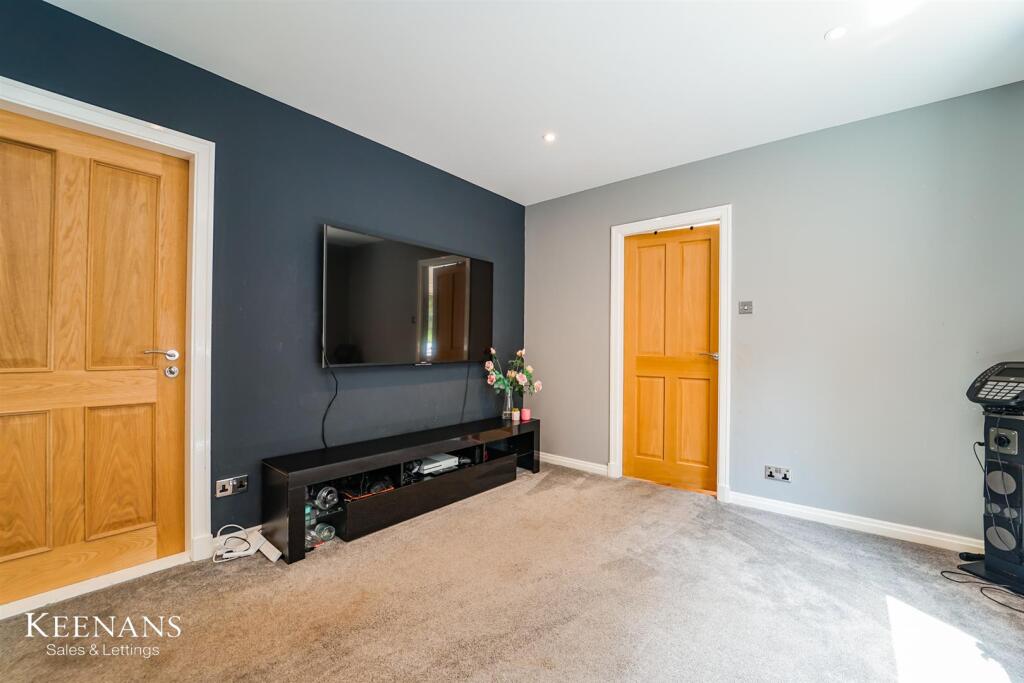 Additional image 28 of Netherheys Close, Colne