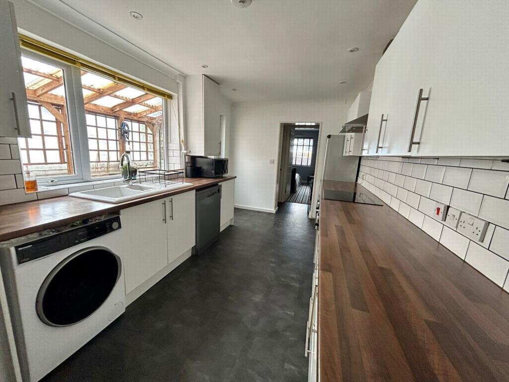 Additional image 5 of Sherborne Road, Yeovil, BA21