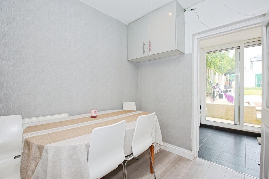 Additional image 8 of Southville, Yeovil