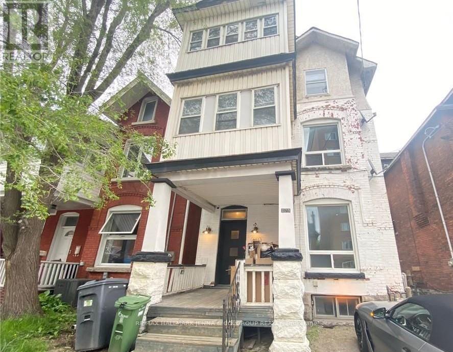 4 - 275 BRONSON AVENUE|Ottawa, Ontario K1R6H7