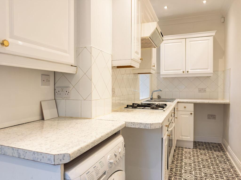 Additional image 2 of Scarlet Heights, Queensbury, BD13 1BU