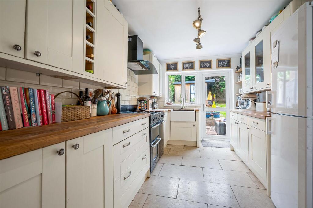 Additional image 2 of Brook End Close, Henley-In-Arden