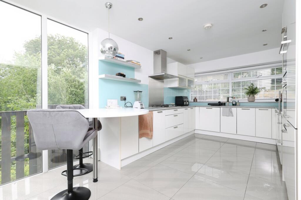 Additional image 7 of New Close Road, Shipley, BD18