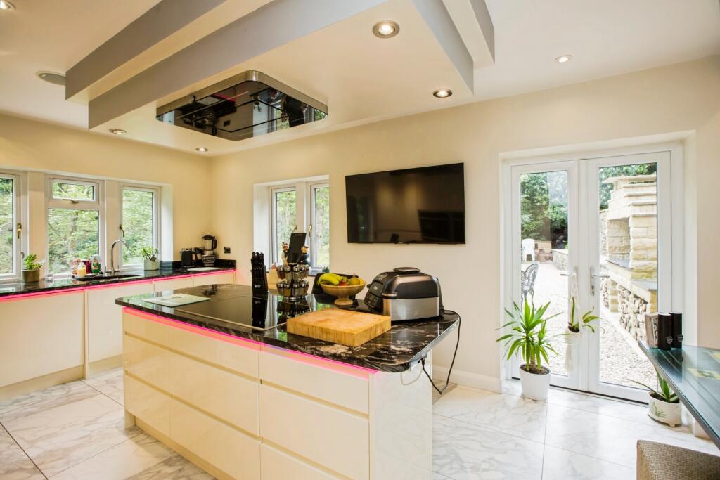 Additional image 2 of Smithy Lane, Bradford, BD15