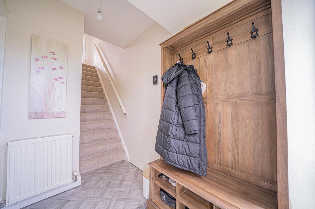 Additional image 5 of Meadow Drive, Hampton-In-Arden, B92