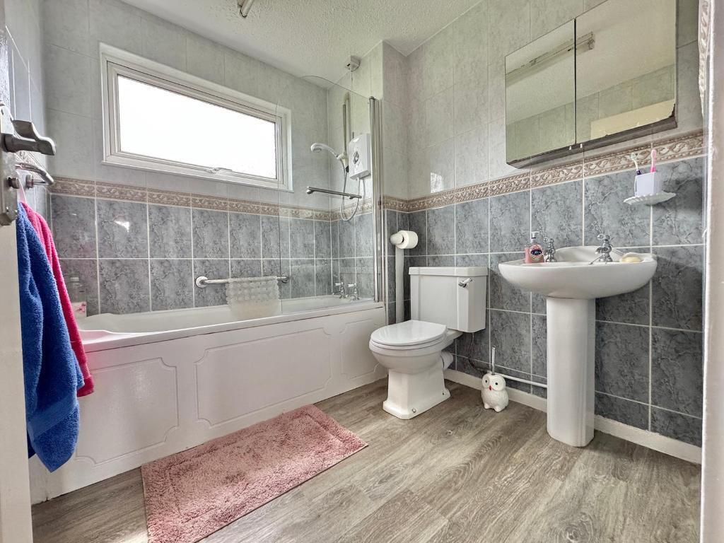 Additional image 18 of St Cuthberts Close, West Bromwich, West Midlands, B70 6TP