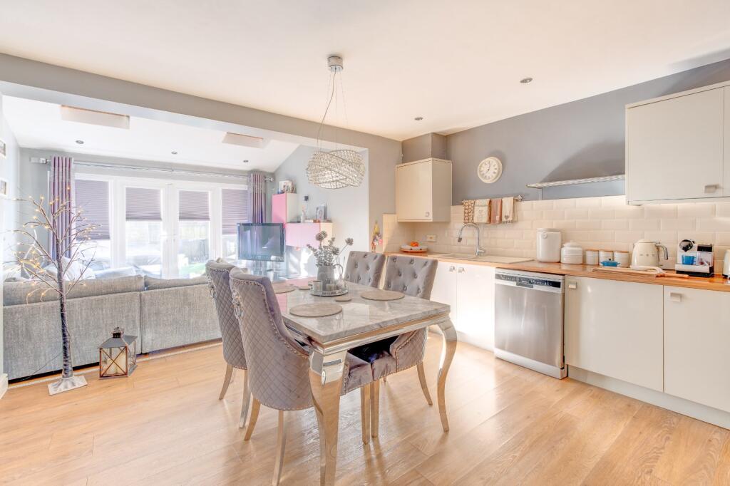 Additional image 4 of Hedgerow Close, Greenlands, Redditch, Worcestershire, B98