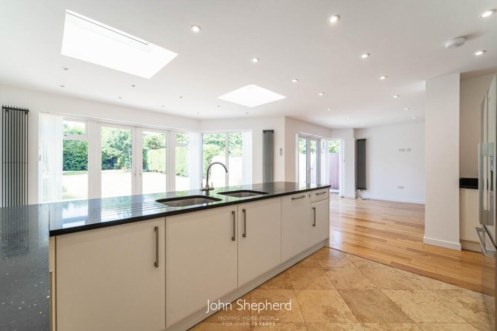 Additional image 4 of Warwick Road, Solihull, West Midlands, B91