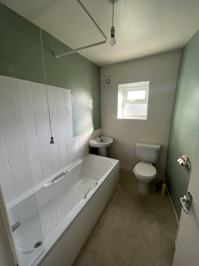 Additional image 8 of 6 Esholt lane,Baildon,Shipley,BD17 7RN