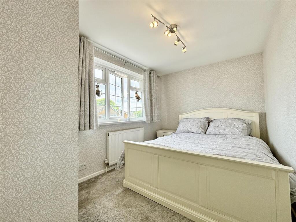 Additional image 16 of Greenside Lane, Cullingworth