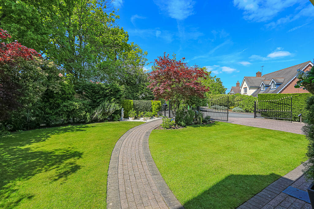 Additional image 46 of Gillott Close, Solihull