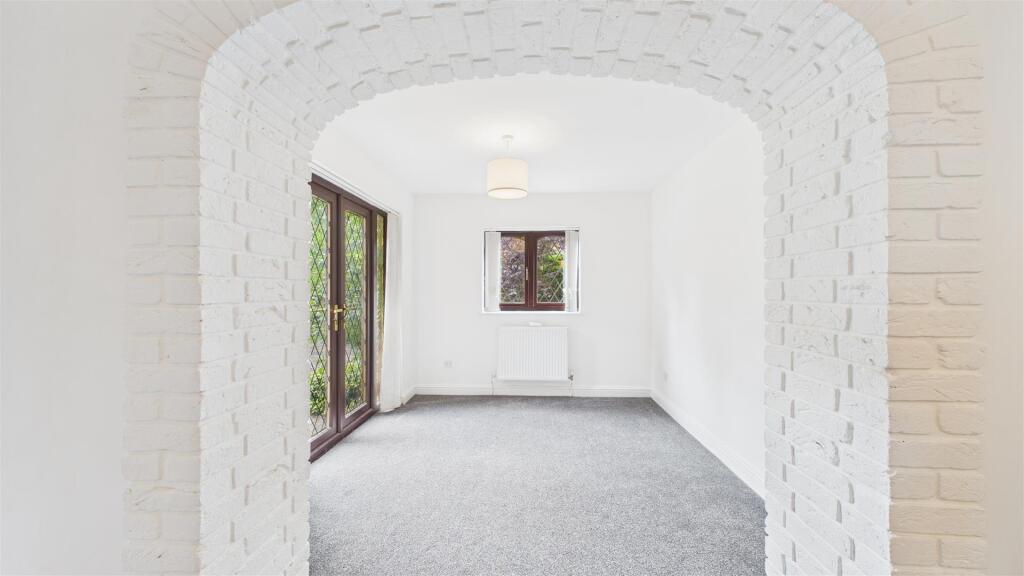 Additional image 16 of 1 Bradleys Close