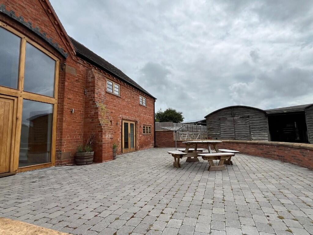 Additional image 33 of The Harvest Barn, Risingbridge, Berry Lane, B61 9EN