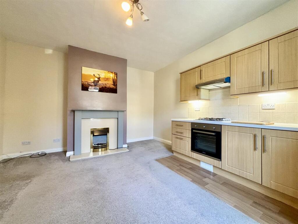 Additional image 2 of Wellington Street, Queensbury