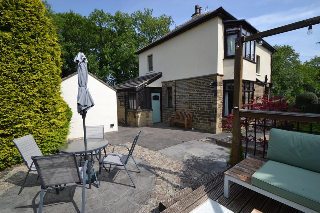 Additional image 33 of Cyprus Avenue, Thackley,