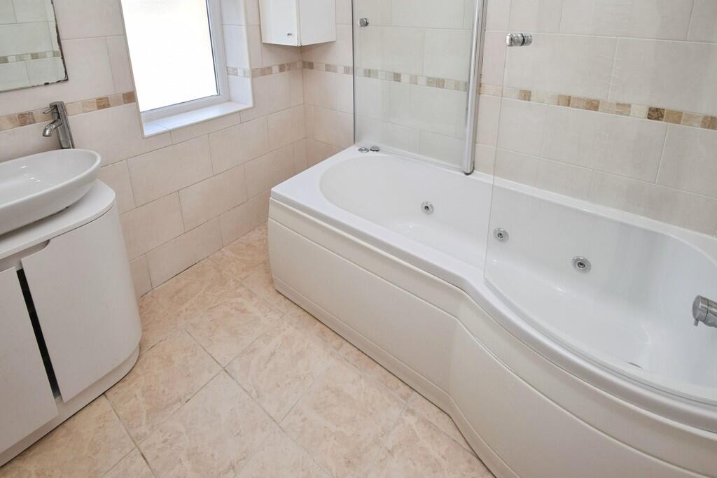 Additional image 7 of Nab Wood Grove , Shipley