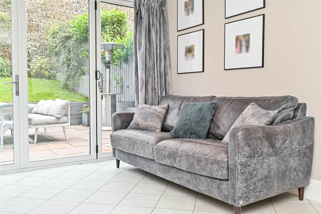 Additional image 8 of Carr Beck Rise, Apperley Bridge