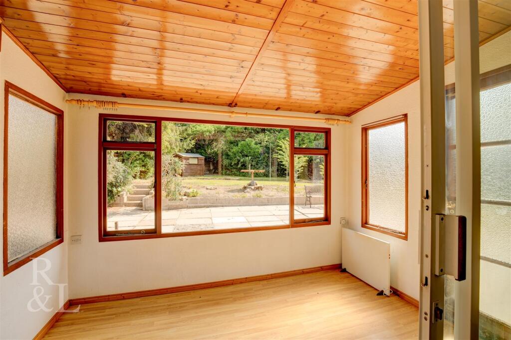 Additional image 8 of Lansdowne Crescent, Two Gates, Tamworth