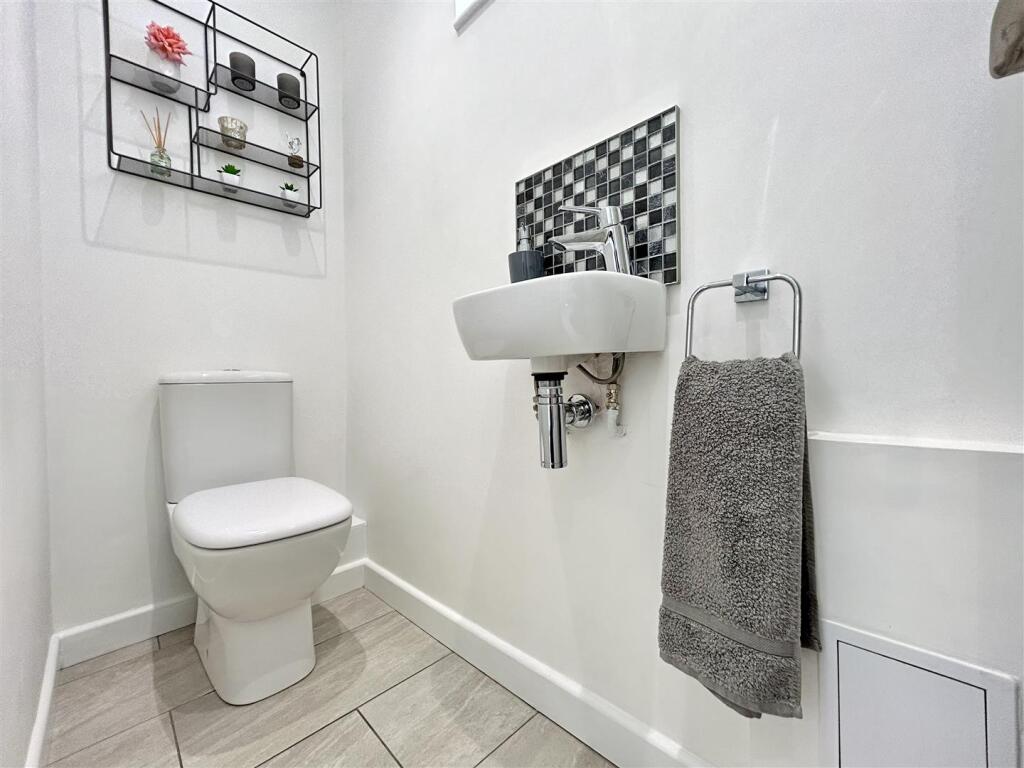 Additional image 8 of Barn Close, Halesowen