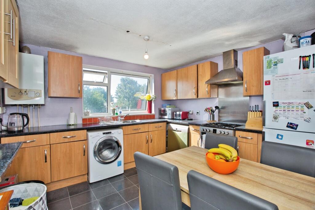 Additional image 18 of Illustrious Crescent, Ilchester, YEOVIL