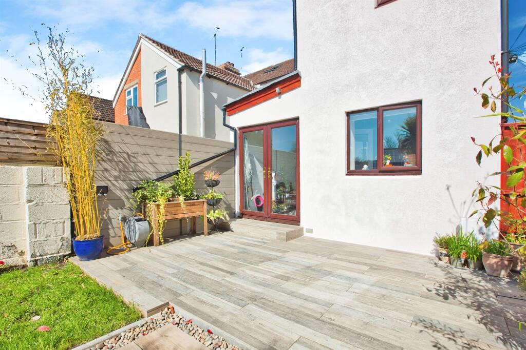 Additional image 19 of Camborne Place, YEOVIL