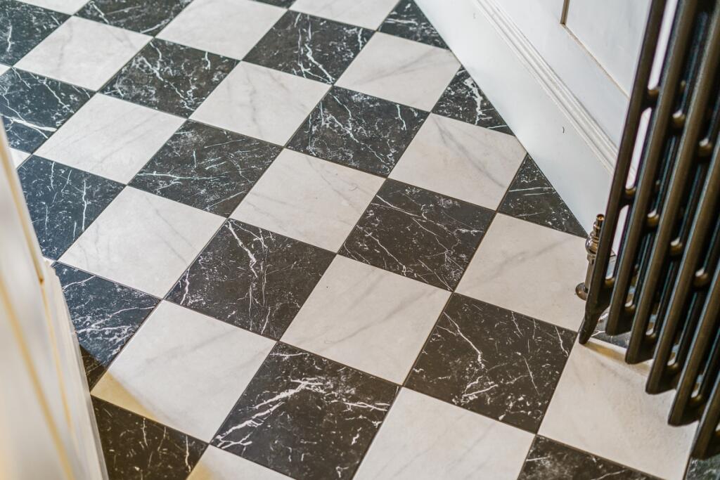 Additional image 4 of High Street, Henley-in-Arden, B95