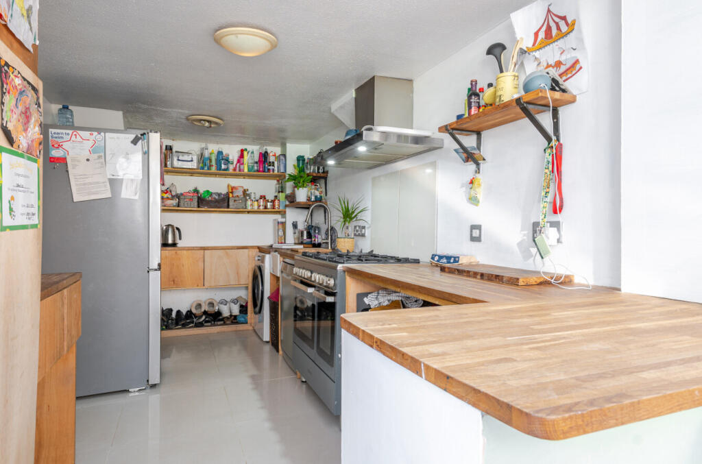 Additional image 4 of Butlers Court, South Street, Warminster, BA12