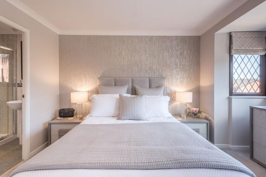 Additional image 24 of Foxlands Drive, Sutton Coldfield, B72 1YZ