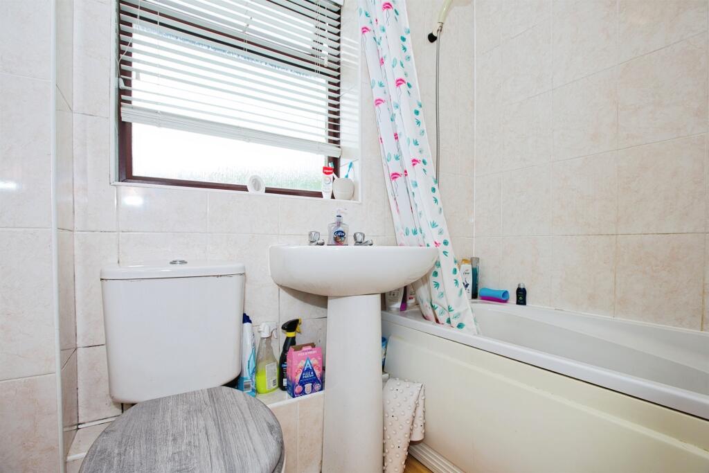 Additional image 12 of Trellech Court, Yeovil