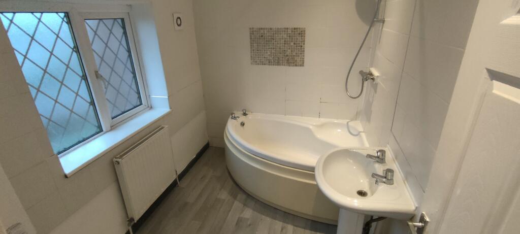 Additional image 6 of Blackberry Lane, B74