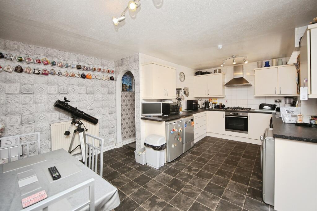 Additional image 18 of Shawbury Close, Redditch