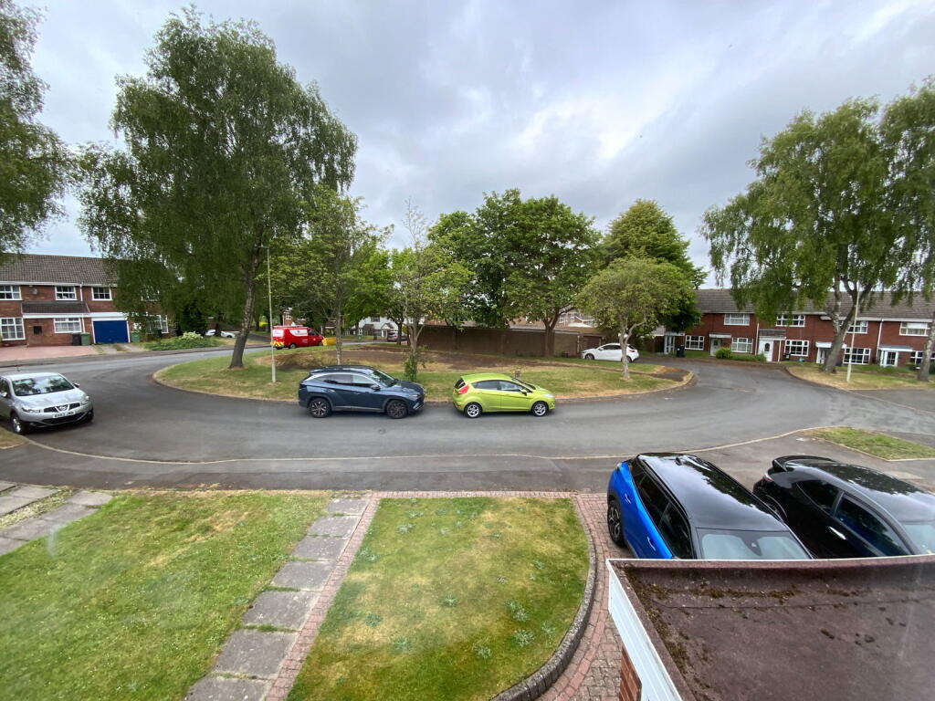 Additional image 13 of HALESOWEN, Chiltern Close