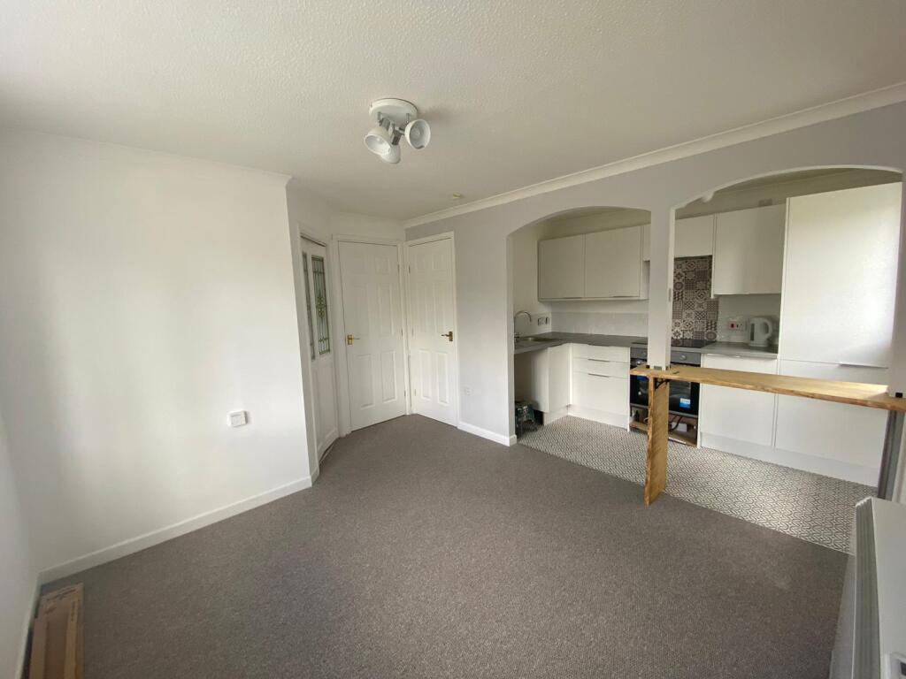 Additional image 4 of Green Mead, YEOVIL