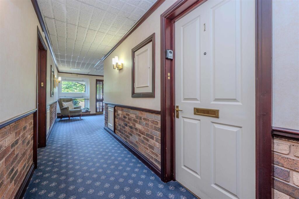 Additional image 7 of Chestnut Walk, Henley-In-Arden