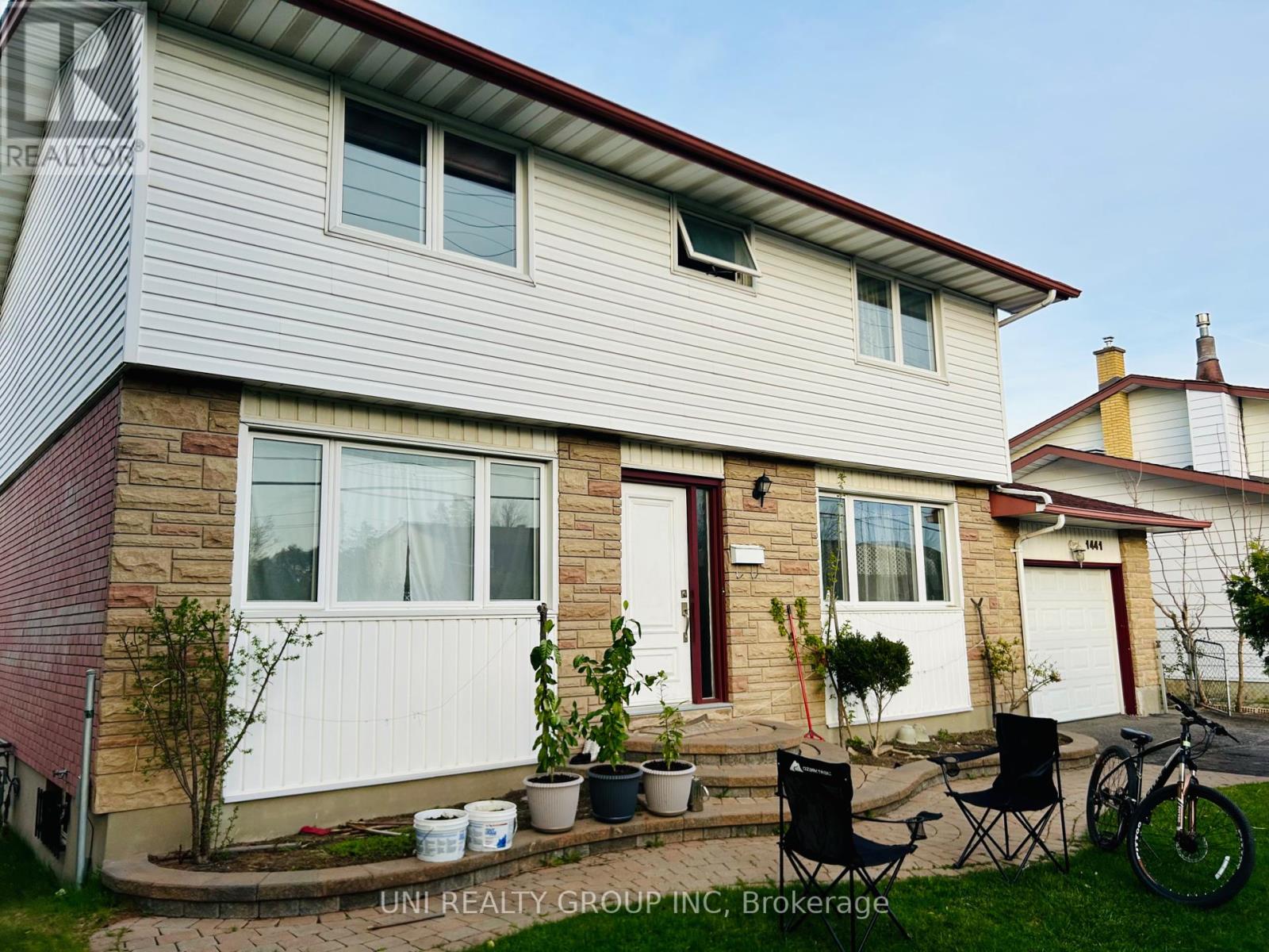 1441 FISHER AVENUE|Ottawa, Ontario K2C1X3