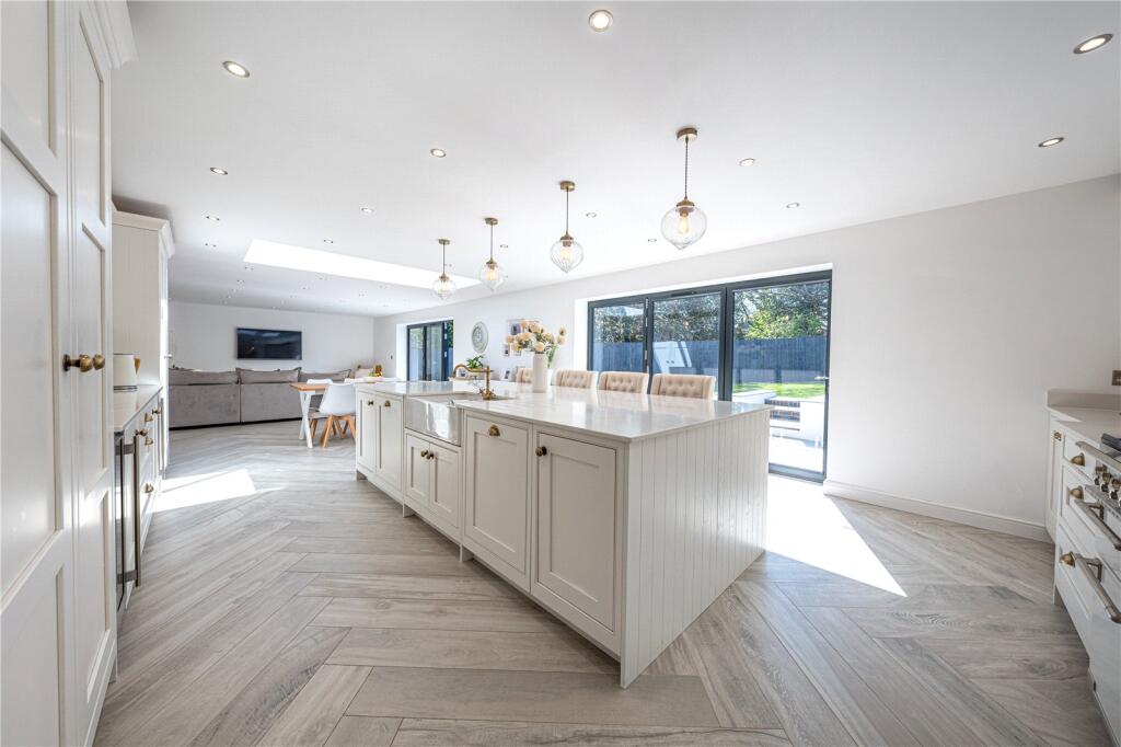 Additional image 5 of Carnoustie, Tamworth, Staffordshire, B77
