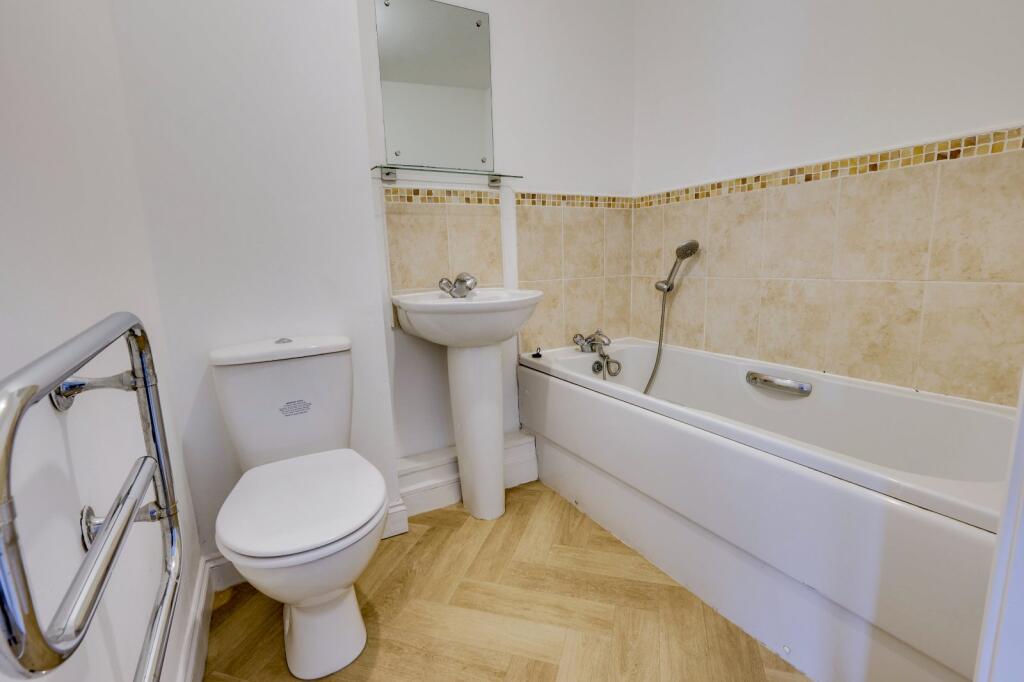 Additional image 8 of Waters Walk, Apperley Bridge, Bradford, West Yorkshire, BD10