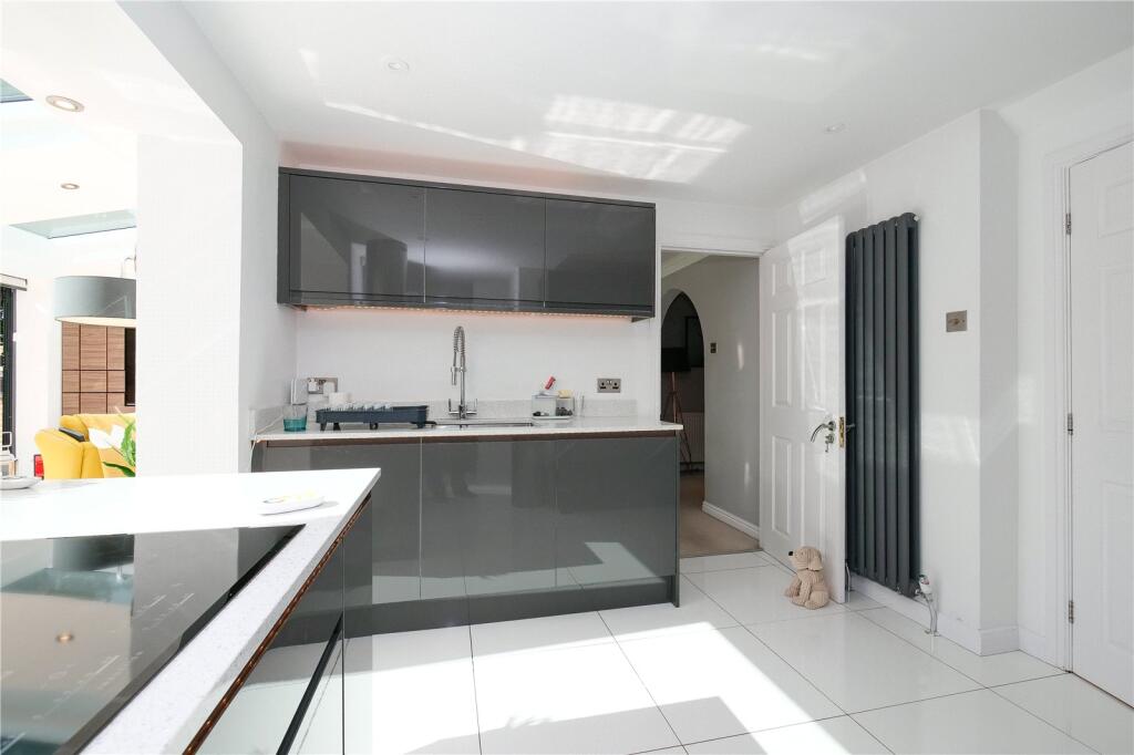 Additional image 8 of Roundhead Fold, Apperley Bridge, Bradford, West Yorkshire, BD10