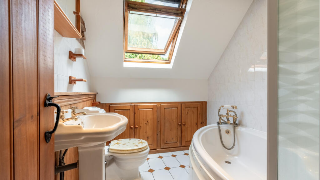 Additional image 23 of Carpenters Hill, Beoley, Redditch