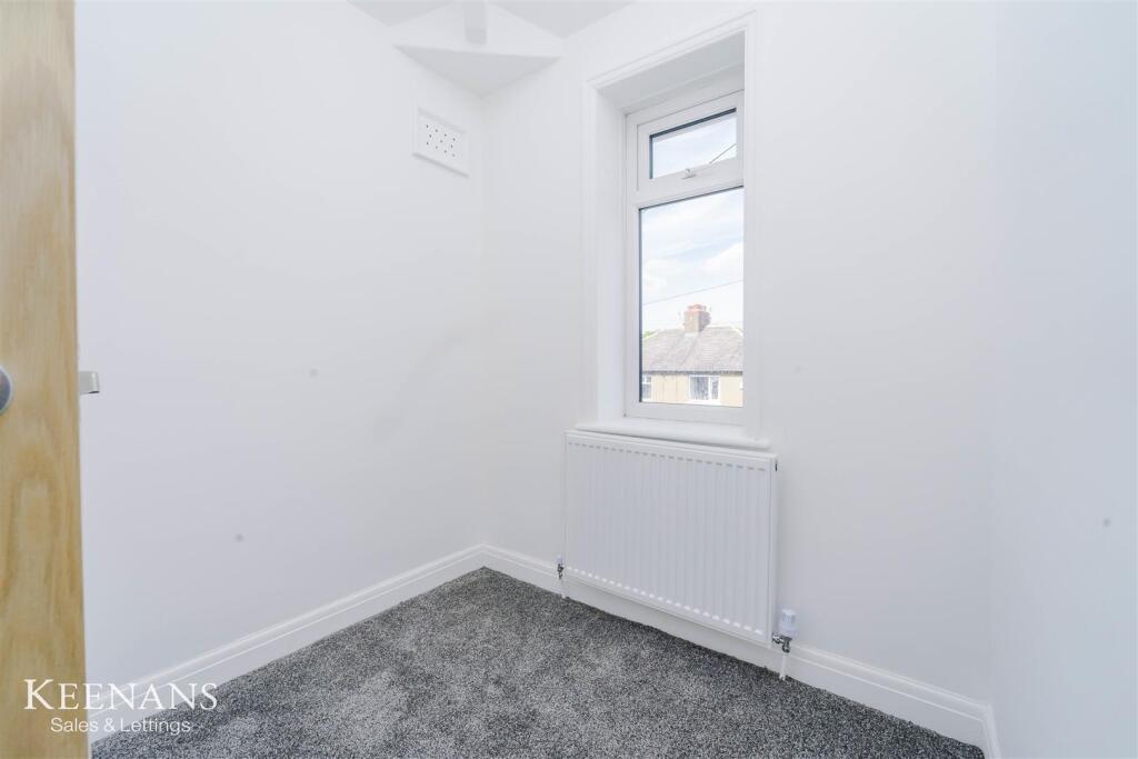 Additional image 6 of Caernarvon Avenue, Burnley