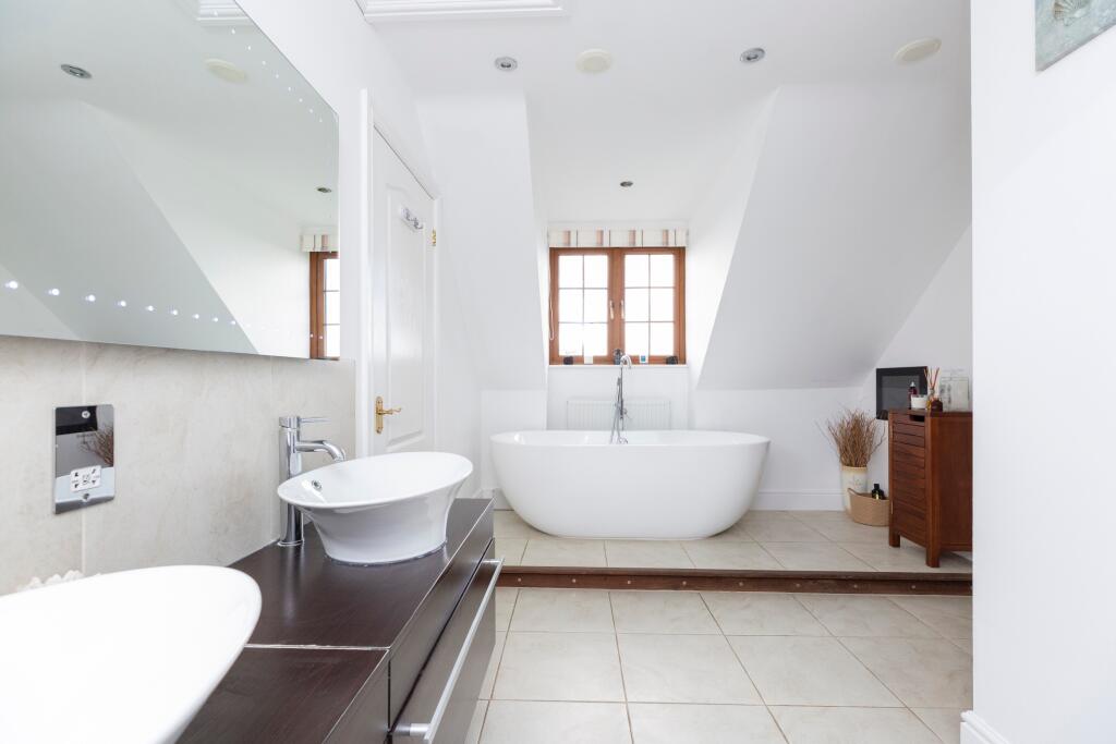 Additional image 16 of Orchard House, Southbrook, Mere, Warminster