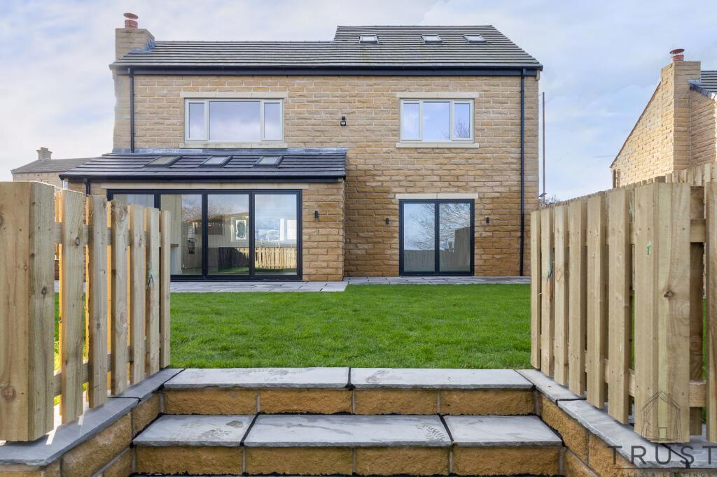 Additional image 2 of Hillside View, Drighlington, BD11