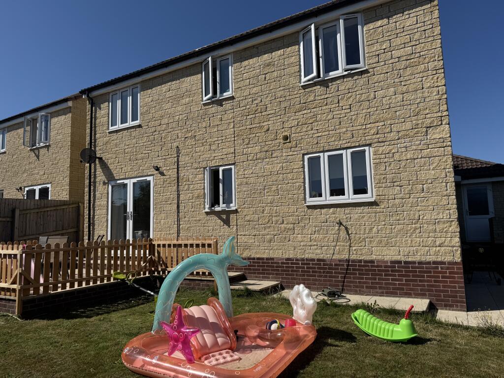 Additional image 8 of 11 Collingham Close, Templecombe, Somerset, BA8